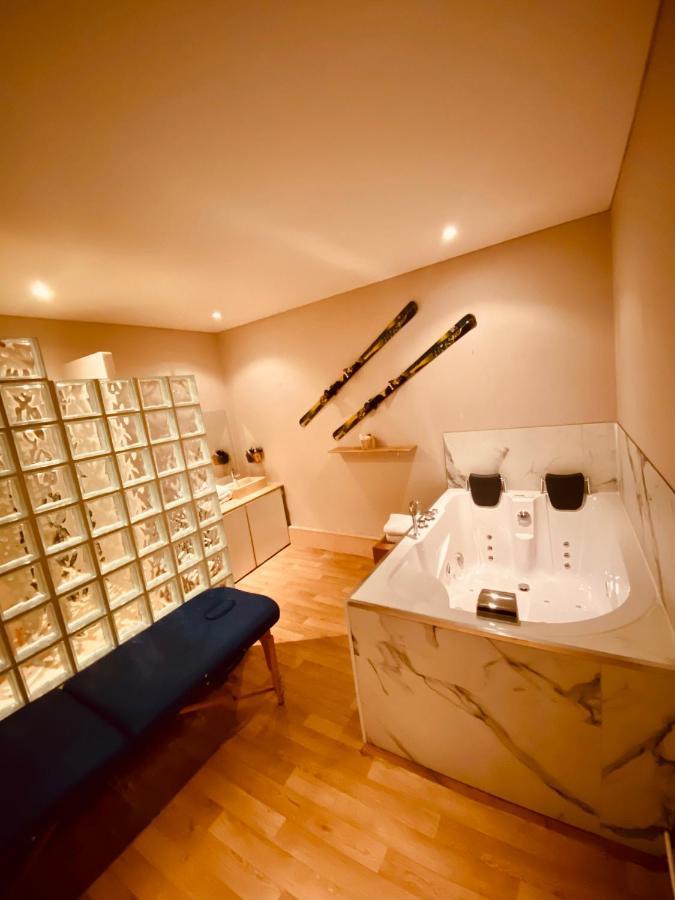 Jacuzzi Love Room Parigi Esterno foto