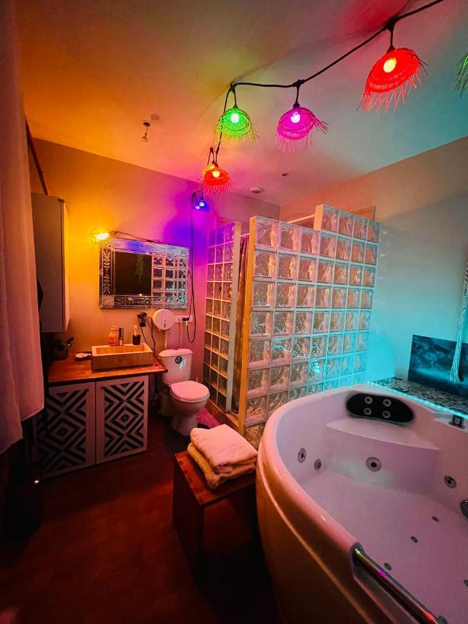 Jacuzzi Love Room Parigi Esterno foto